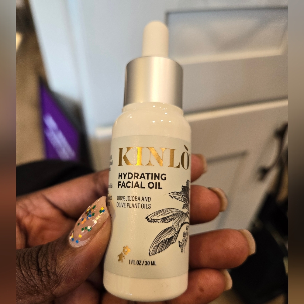 Kilo Hydrating Facial Product (bundles of 2 only)